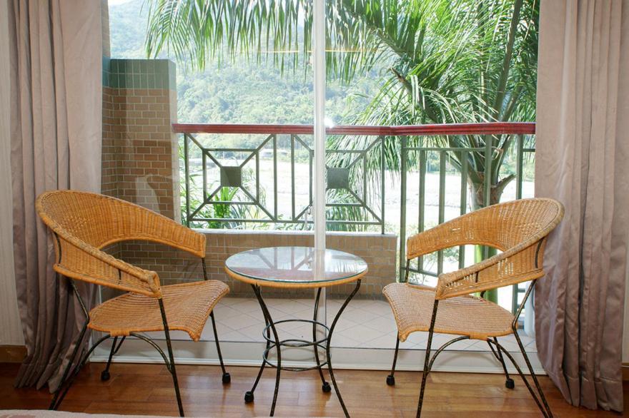 Fujiyeh Chipen Hot Spring Resort Wenquan ภายนอก รูปภาพ
